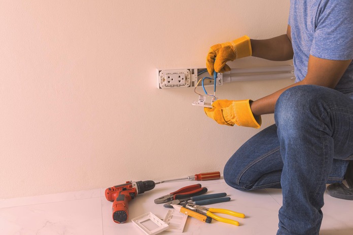 Choosing an electrician in Edmonton
