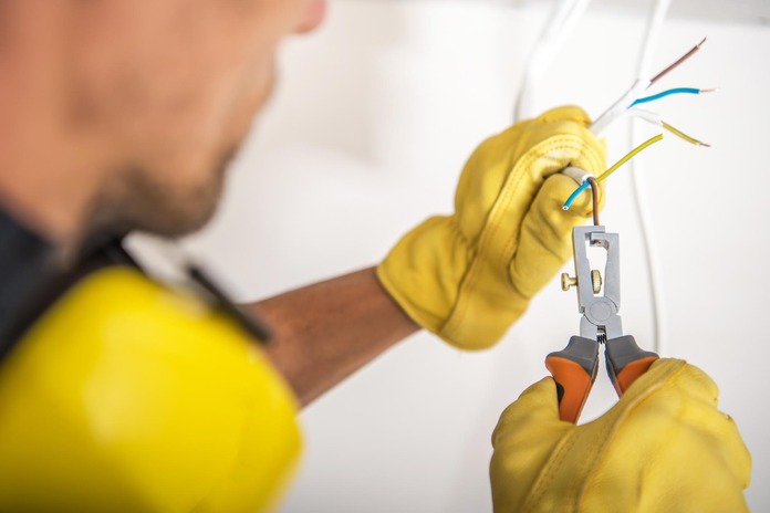 Benefits of professional electricians